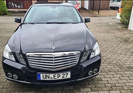 Mercedes-Benz E 200 BlueEFFICIENCY ELEGANCE