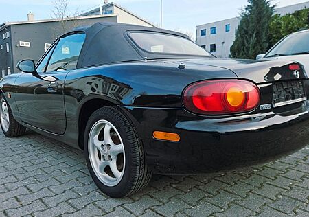 Mazda MX-5 1.9 16V -
