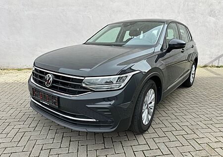 VW Tiguan Volkswagen 2.0 TDI/AUTOMATIK/NAVI/ACC