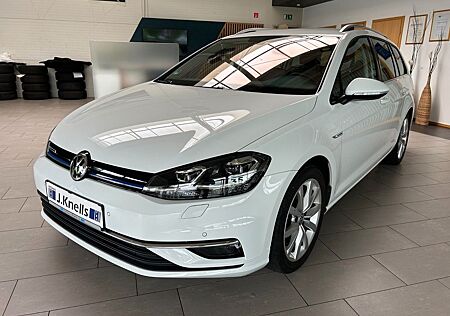 VW Golf Volkswagen VII Var. Highline /ACC/NAVI/KAM/LED/MASSAGE