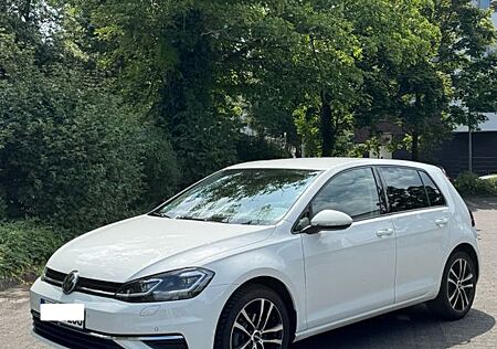 VW Golf Volkswagen 1.0 TSI Sound | HU bis 2027