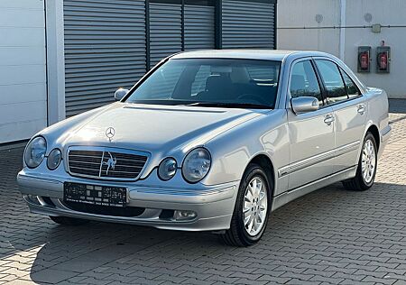 Mercedes-Benz E 220 CDI ELEGANCE,1.Hd,Scheckheftgepflegt