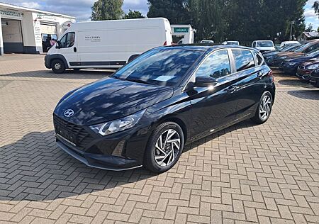 Hyundai i20 1.2 NAVI,KAMERA,EFH,KLIMAAUTOM,ALU,5J Garant