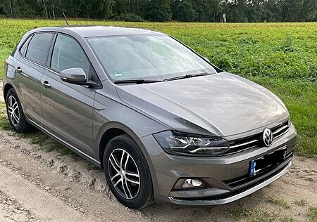 VW Polo Volkswagen 1.0 TSI 70kW Highline Highline