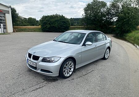BMW 320i Top Zustand