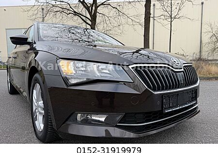 Skoda Superb Combi Ambition *HU/AU NEU*