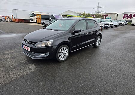 VW Polo Volkswagen V Team