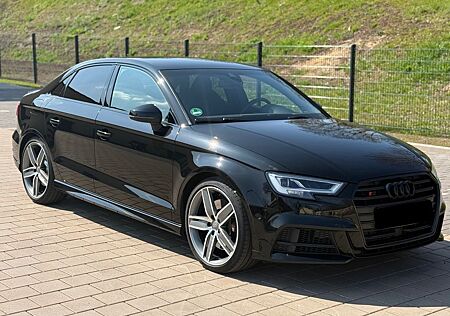 Audi S3 Limousine Matrix*S-Sitz*Magnetic*Garantie*B&O