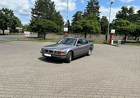 BMW 735i NOTVERKAUF E38 | V8 | 117.000 km