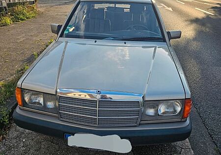 Mercedes-Benz 190