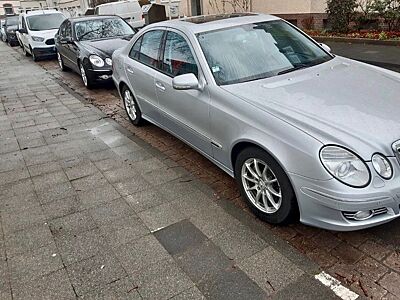 Mercedes-Benz E 200 KOMPRESSOR NGT AVANTGARDE Autom. Avant...