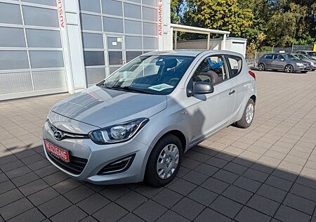 Hyundai i20 FIFA World Cup Edition**KLIMA+ALARMANLAGE**
