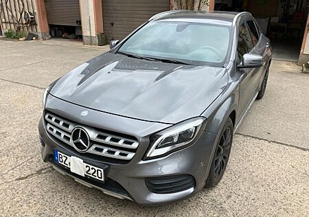 Mercedes-Benz GLA 220 d 4MATIC DCT AMG Line AMG Line