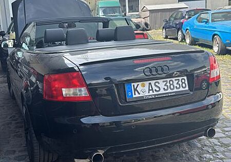 Audi A4 1.8Cabriolet -