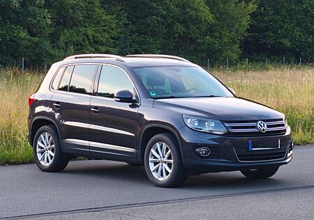 VW Tiguan Volkswagen 1.4 TSI BMT LOUNGE Sport & Style LOUN...