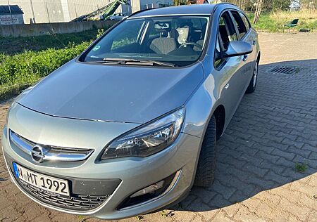 Opel Astra ST 1.7 CDTI ec 150 J. 96 S/S 105g...