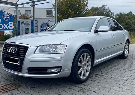 Audi A8 3.0 TDI|Massage|SitzLüft|Kühlbox|AHK|St.Heiz