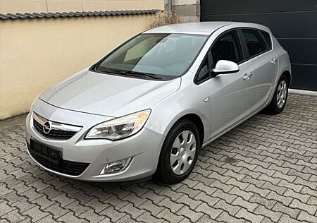 Opel Astra 1.4 Turbo TÜV/ SCHECKHEFT/