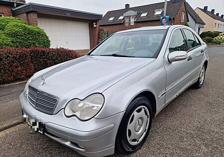 Mercedes-Benz C 220 Classic