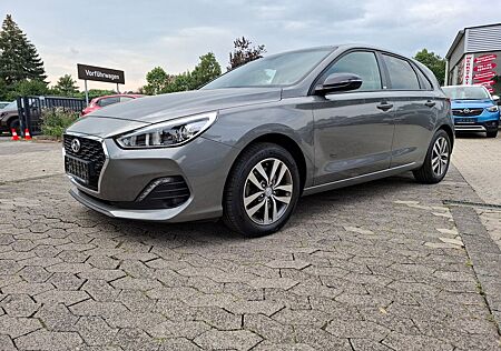 Hyundai i30 1.4 Turbo YES! Navigation AHK