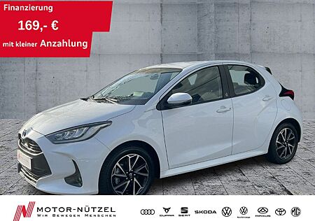 Toyota Yaris 1.5 Dual-VVT-iE TEAM LED+ACC+SHZ+RFK+MFL