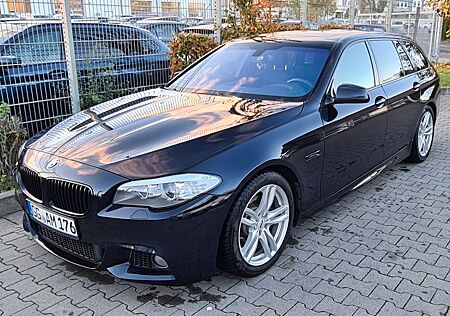 BMW 520d Touring M-Sport Panorama Keyless Soft-Close