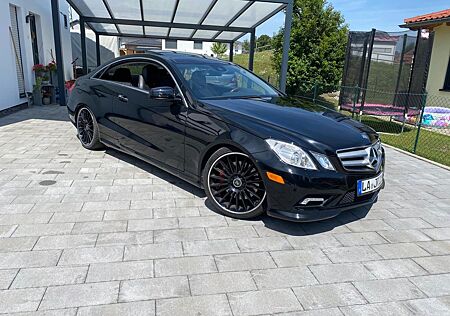 Mercedes-Benz E 55 AMG