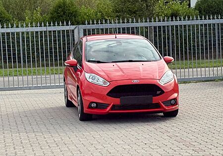Ford Fiesta ST/RECARO/NAVI/1.HAND/R-KAM/KEYLESS GO