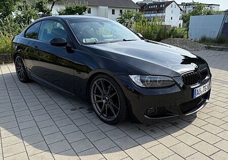 BMW 320i E92