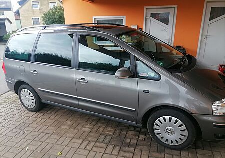 VW Sharan Volkswagen 1.8T Automatik