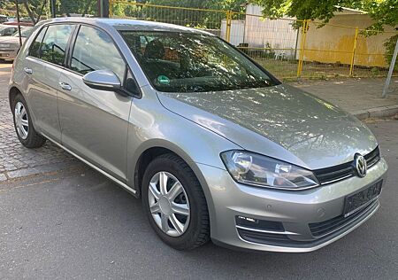 VW Golf Volkswagen 1.4 TSI 90kW BMT Comfortline