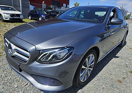 Mercedes-Benz E 200 E200 CDI * NAVIGATION * AMBIENTE * LED