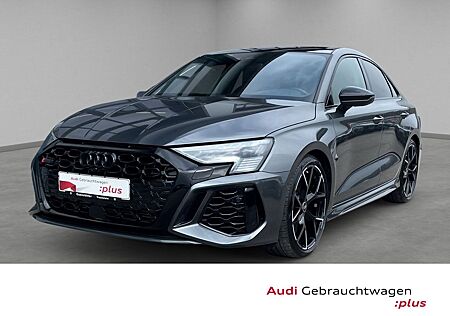 Audi RS3 Limousine 2,5 TFSI qu Matrix Pano B&O Kamera