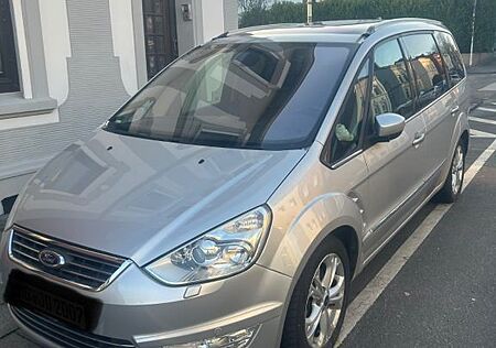 Ford Galaxy 1,6 EcoBoost Titanium Titanium