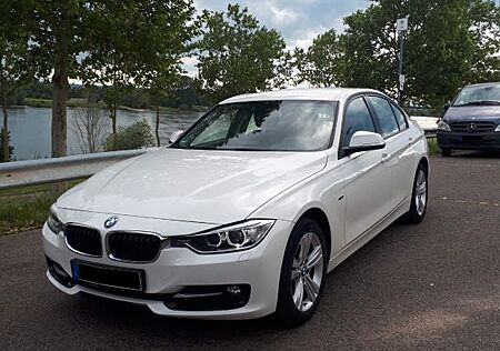 BMW 320d Sport Line Sport Line