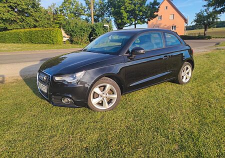 Audi A1 1.4 TFSI S tronic 7-Gang DSG Getriebe angemel
