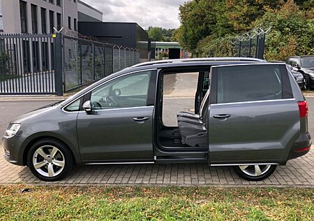 VW Sharan Volkswagen 2,0TDI Highline BMT DSG+Leder+Panorama