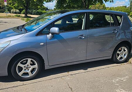 Toyota Verso 1.8l Valvematic Executive Multidrive S...