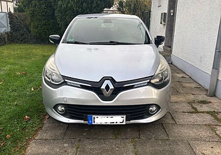 Renault Clio IV Grandtour Experience 1.2 16V 75