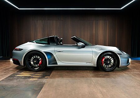 Porsche 992 gebraucht kaufen Porsche 992 Targa 4 GTS - GT Silver - BOSE