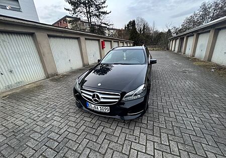 Mercedes-Benz E 220 CDI T -