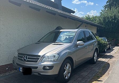 Mercedes-Benz ML 500 4MATIC -