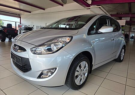 Hyundai ix20 Klima Anhängerkupplung PDC hinten