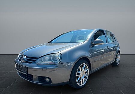 VW Golf Volkswagen 5 V *2.0 TDI*limo* NAVI*AHK*