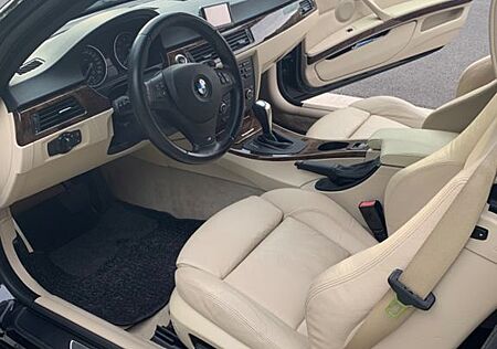 BMW 325i Cabrio -