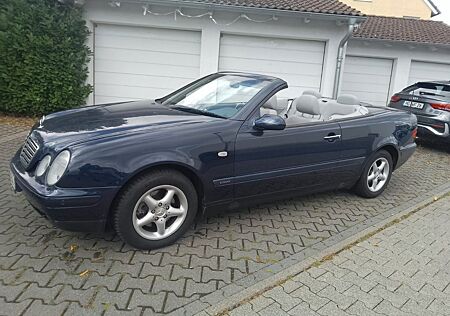 Mercedes-Benz CLK 200 Cabrio ELEGANCE 1 Hand Top !