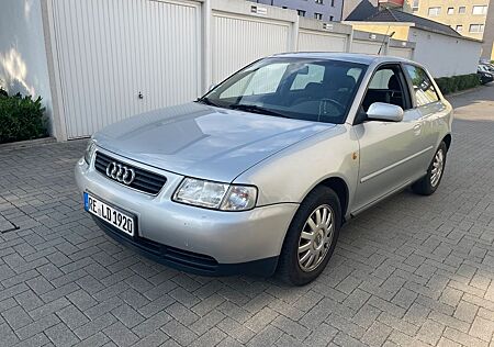 Audi A3 1.8 Ambiente Ambiente