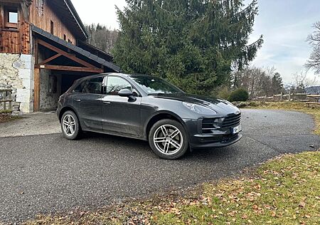 Porsche Macan 2020