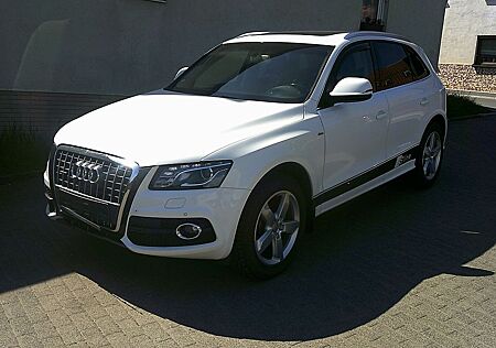 Audi Q5 3.2 FSI S tronic quattro