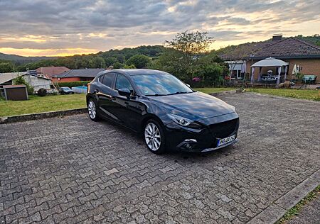 Mazda 3 2.2 SKYACTIV-D 150 Sports-Line Auto Sports...